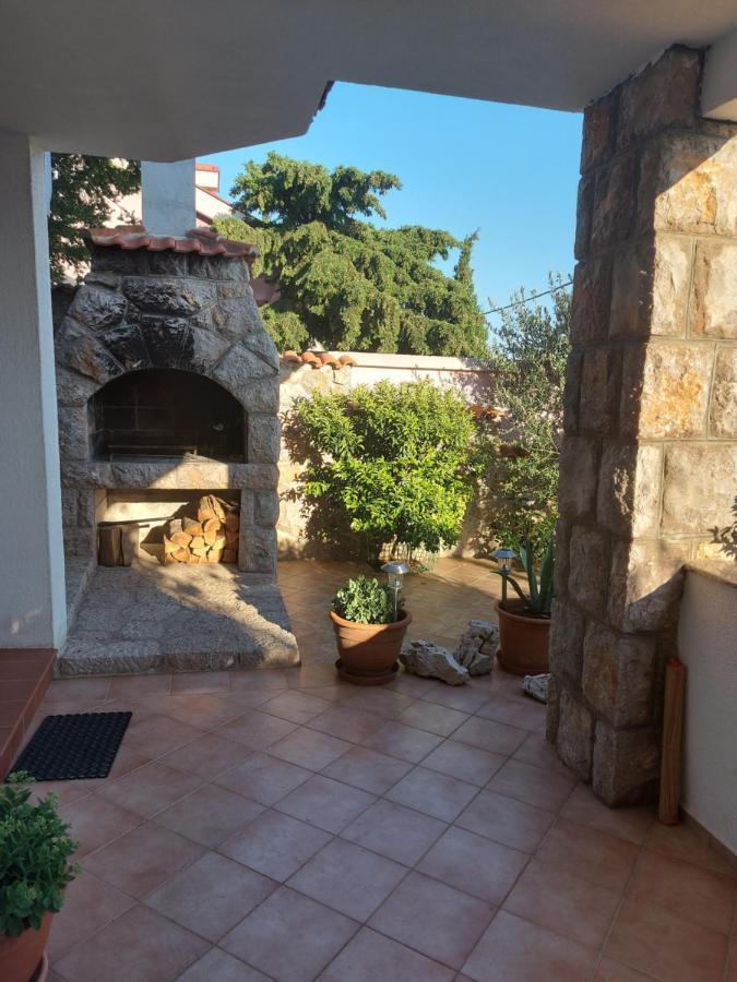 Apartman Grospic 2 Cesarica Exteriér fotografie